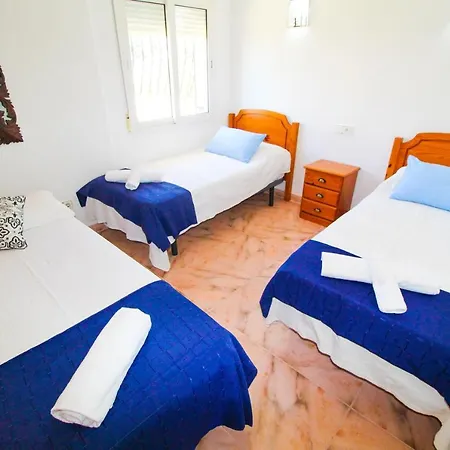 Villa Beachside Villa: Mediterranean Retreat Near *